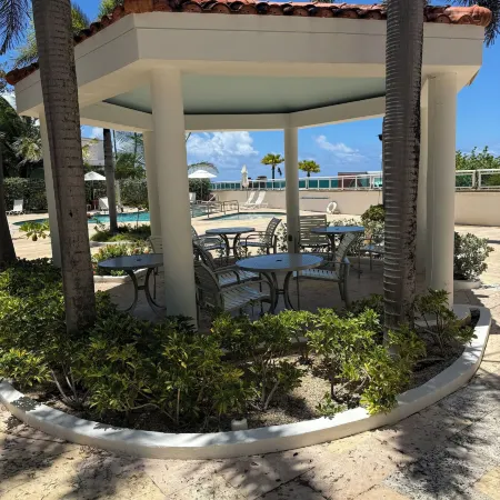 Ocean Breeze Villa