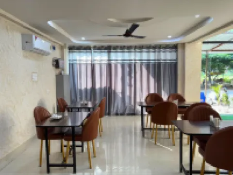 梅費爾飯店 住宿飯店