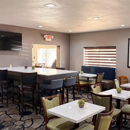 Comfort Suites Lewisville