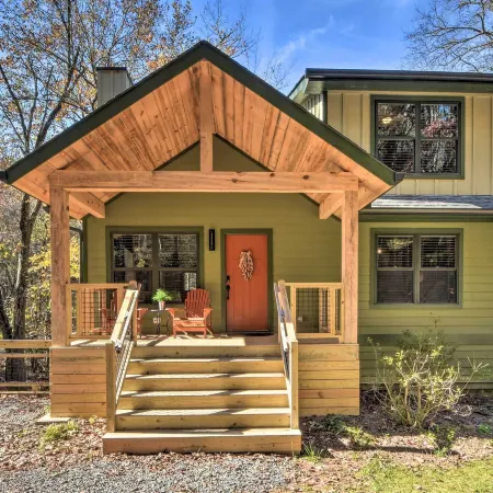 Creekside Craftsman Retreat in North GA Mountains!