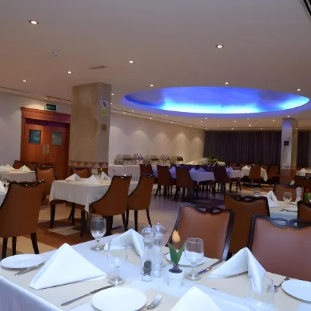 Al Madina Suites Doha