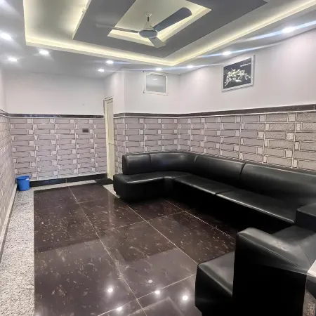 Hotel Shanti Residency