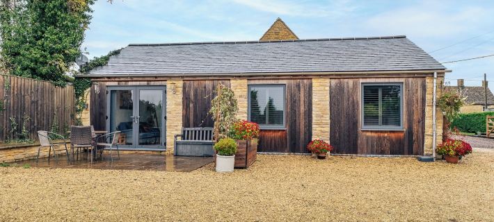 Beautiful 2 Bedroom Barn in Cerney Wick Ξενοδοχεία στην πόλη Cirencester