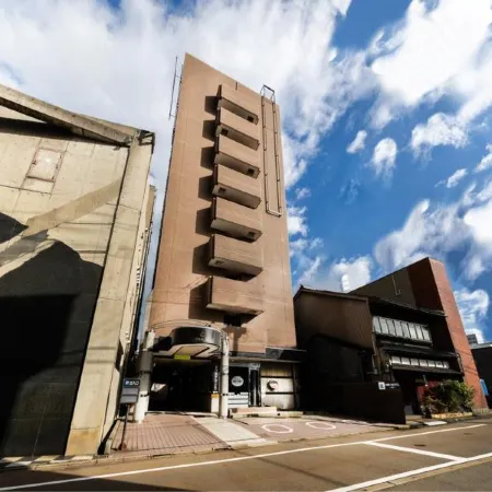 APA Hotel (Komatsu) Отели рядом с Аэропорт Коматсу