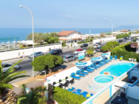 Hotel Eco Del Mare Hoteles en Massa