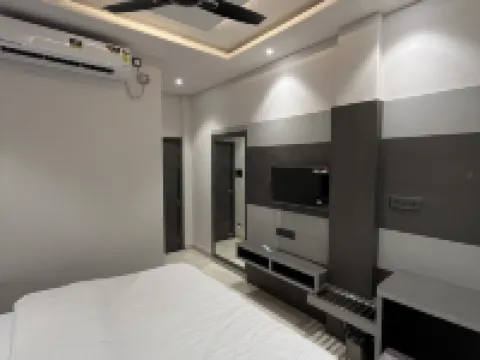 Hotel Shiva Palace Hotels in Ujjain