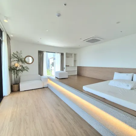 Paul Mare Pension in Busan