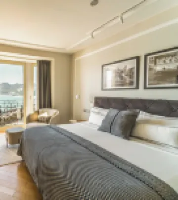 拉薩拉廣場酒店