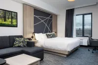 La Quinta Inn & Suites By Wyndham Kelowna Bc
