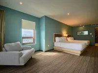 Wyndham Garden Saltillo Hotels near Museo del Desierto