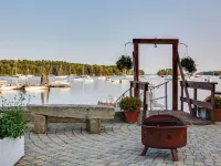 Osprey Cottage South Freeport Home on Casco Bay! Hotels in Freeport
