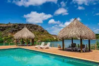 Merakii Seaview Escape Curacao