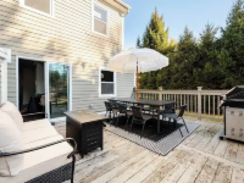 スペーシャス リトリート ウィズ ゲームルーム ノーウォークのホテル