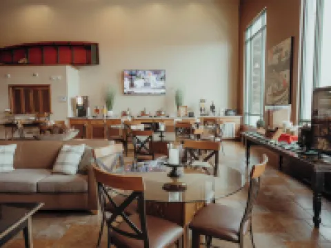 Wildwood Lodge Hotels in Pewaukee