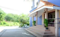 WeRest Hotel