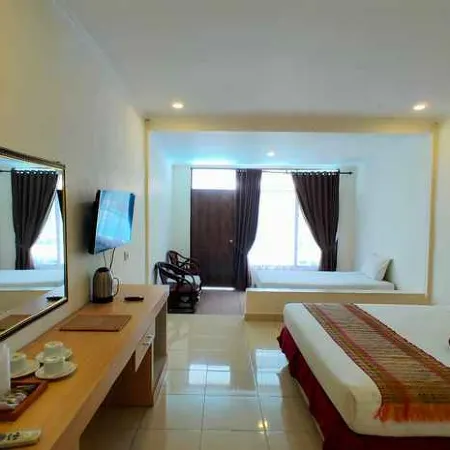 Hotel Maninjau Indah