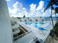 Caloosa Cove Resort by CoolVacay - مسبح