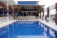 Hilton Garden Inn Pune Hinjawadi - Uima-altaat