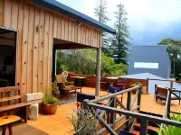 A-Frame Chalets @ Mokutu - parking