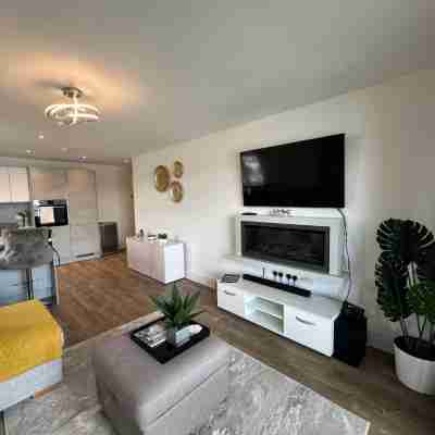 2 bed 2 bath Waterfront Luxury Apartment Others