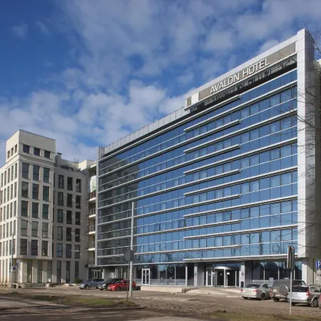 Avalon Hotel & Conferences