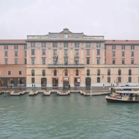 Hotel Canal