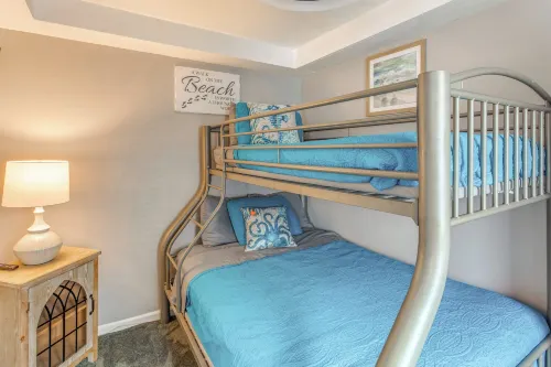 Steps to Ocean Convenient Myrtle Beach Townhome! - Bungalows