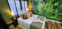 Zen Retreat-jacuzzi, Kitchenette, Walk to fun - Kitchenette
