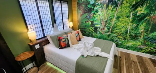 Zen Retreat-jacuzzi, Kitchenette, Walk to fun