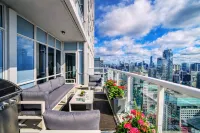 Skyline Suites - Walk to MTCC, ACC, Rogers Centre & Entertainment District - สระว่ายน้ำบนดาดฟ้า