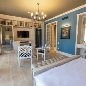 藝術俱樂部酒店 鄰近火焰塔的酒店