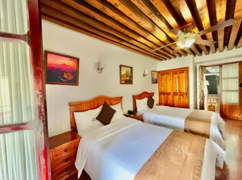 ホテル プエブラ プラザ