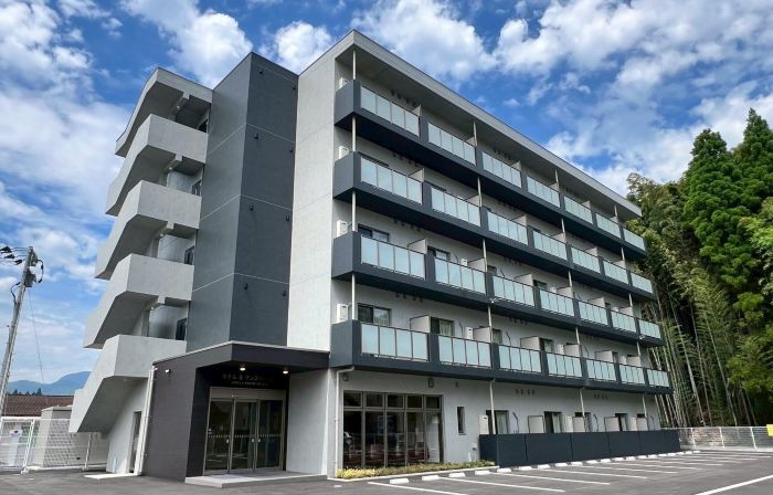 Hotel & Monthly Kikuchi