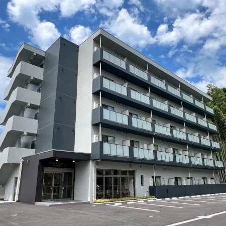Hotel & Monthly Kikuchi