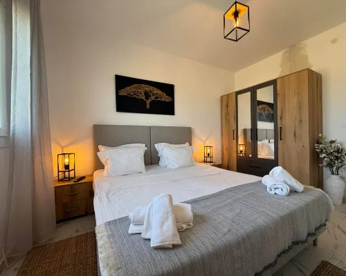 Asteri Villas - 3 bedrooms 新卡利克拉蒂業酒店