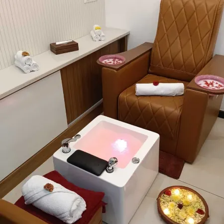 GREEN VIEW SUITES