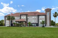 La Quinta Inn & Suites by Wyndham Alvin