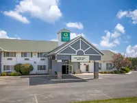 Quality Inn & Suites Stoughton - Madison South Hotels in Dane County