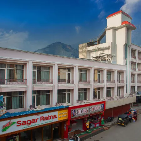 Hotel Subash International