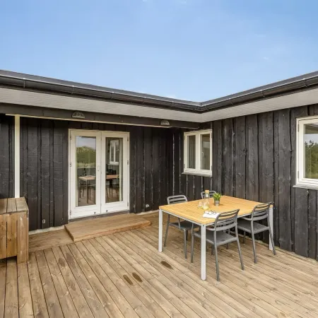 "Iken" - 500m from the Sea