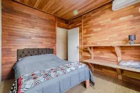 Casa com Piscina Churrasqueira e Ar Condicionado