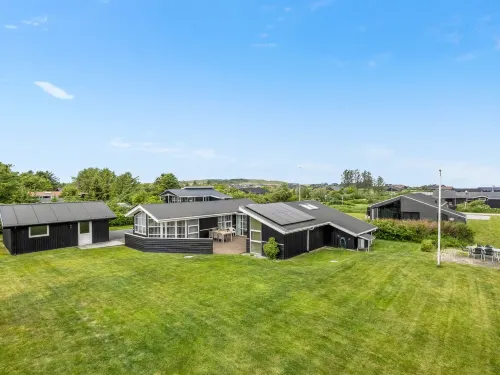 "Dagmar" - 500m from the sea - 4-Star