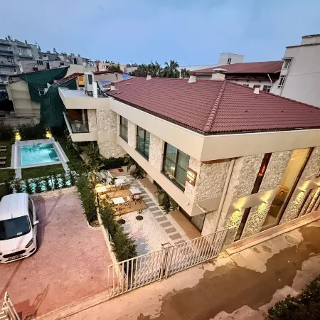 ARKK ROOMS