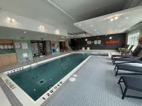 Best Western Plus Kawartha Lakes Hotel  Suites - Family Friendly