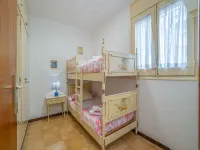 Apartment in Roses near Sandy Beach - Kitchenette