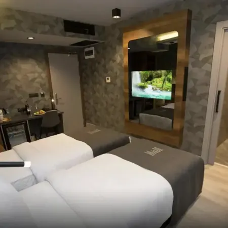 Emens Hotel
