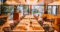 The Maximilian Hotel - breakfast