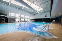 Village Hotel Nottingham - Pools