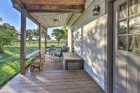 Day Trip to Waco and Temple House on Cattle Farm - 2-Star