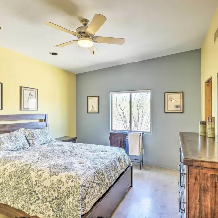 Tucson Home w/ Patio - Near Outdoor Adventure Hotels in Tanque Verde